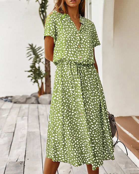 Sukienka z dekoltem V w kropki