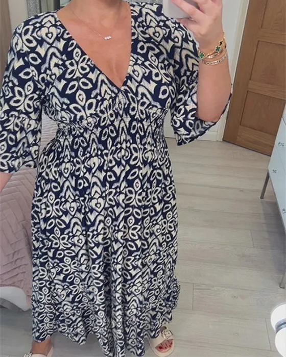 Czerwona sukienka maxi z nadrukiem