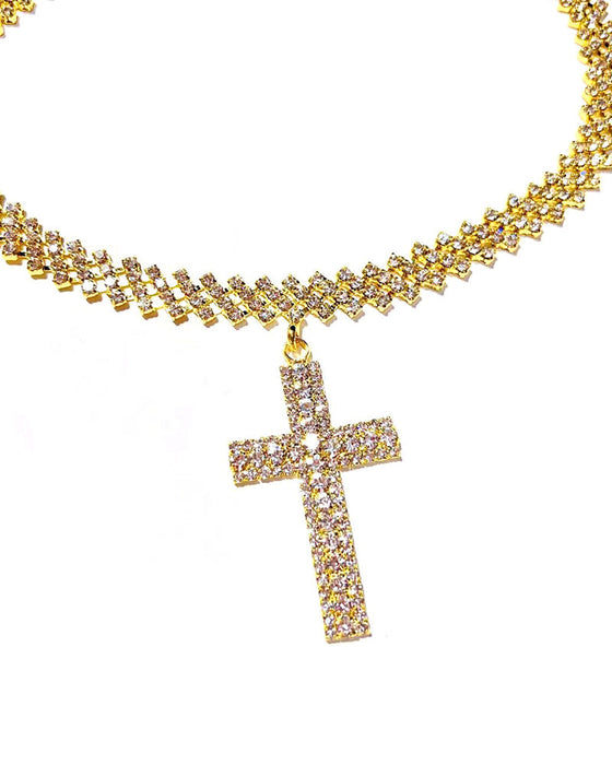 Lśniący diamentowy wisiorek z krzyżem