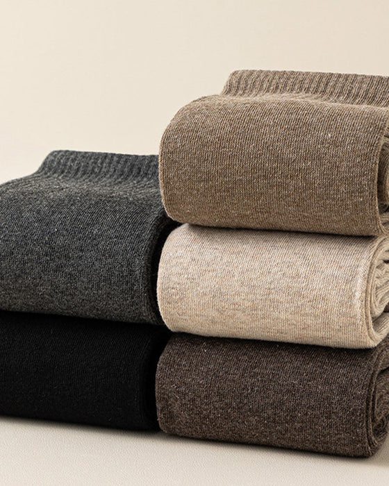 Pogrubione wysokie pończochy