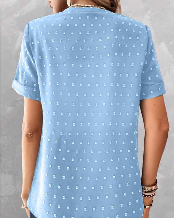 Koszulka z dekoltem w serek i guzikami