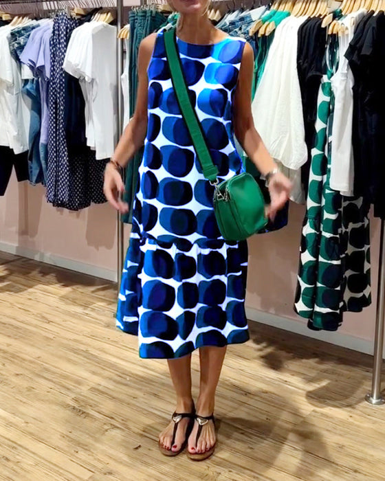 Sukienka bez rękawów z okrągłym dekoltem