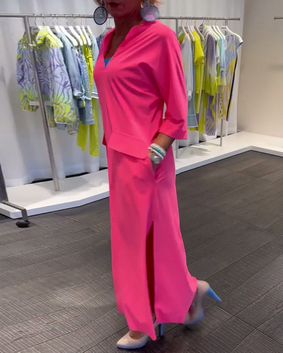 Sukienka w jednolitym kolorze z dekoltem w kształcie litery V