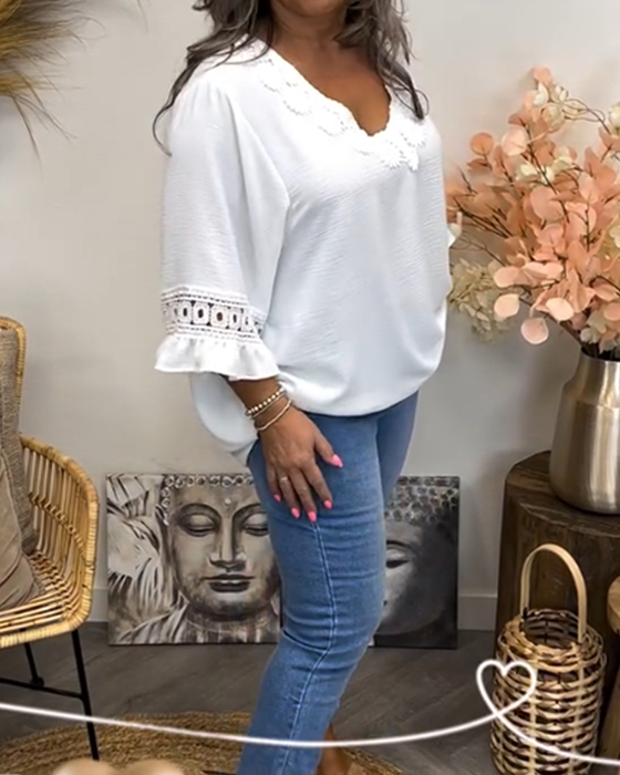 Bluzka z rozkloszowanym rękawem i dekoltem w szpic