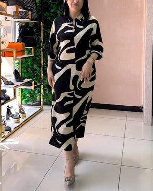 Sukienki w kontrastowych kolorach i nadrukach