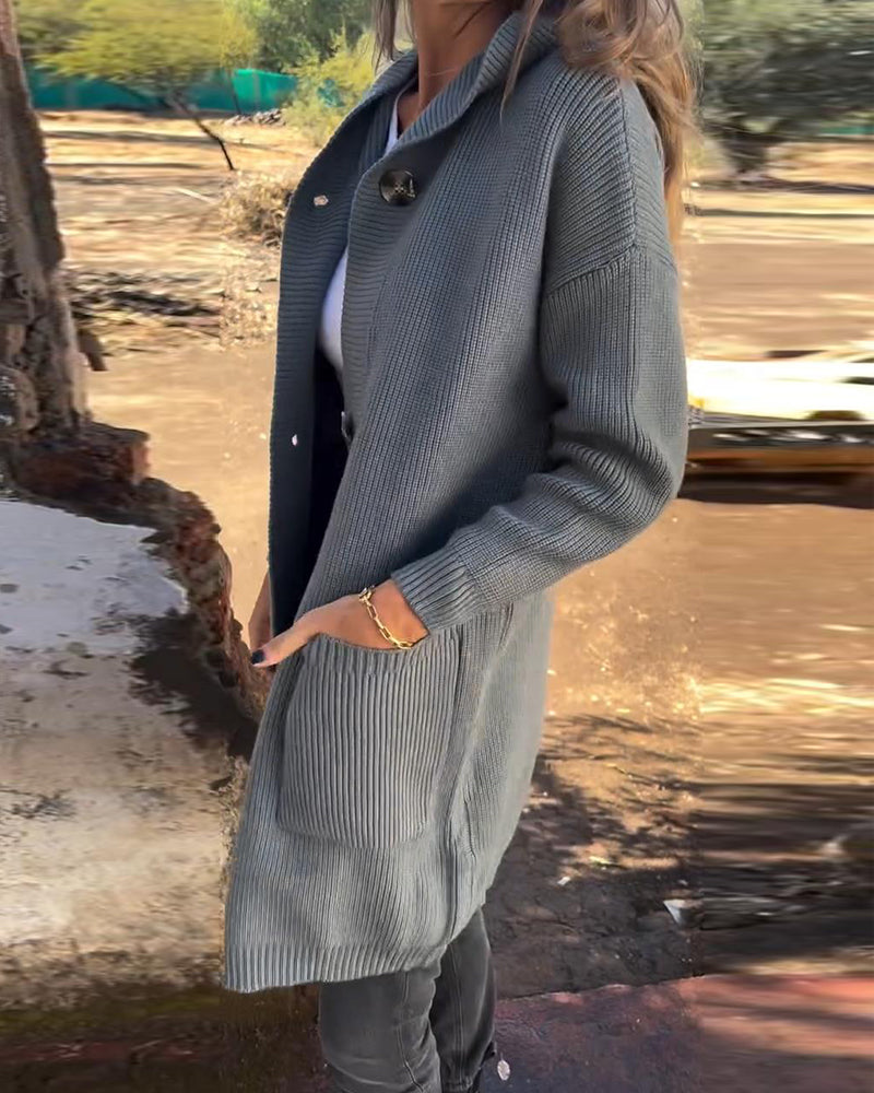 Kardigan z kapturem i kieszenią na guziki