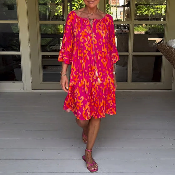 Sukienka z luźnym nadrukiem i rękawami dzwonkowymi