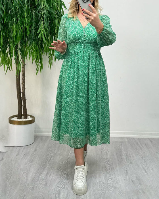 Elegancka sukienka zapinana na guziki