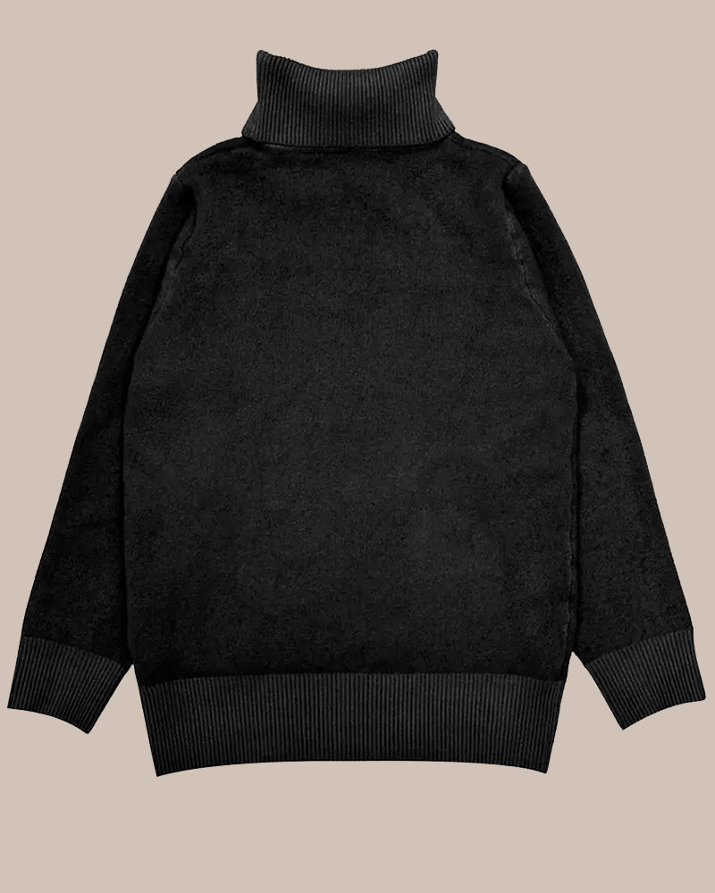 Grubszy sweter w jednolitym kolorze z długim rękawem