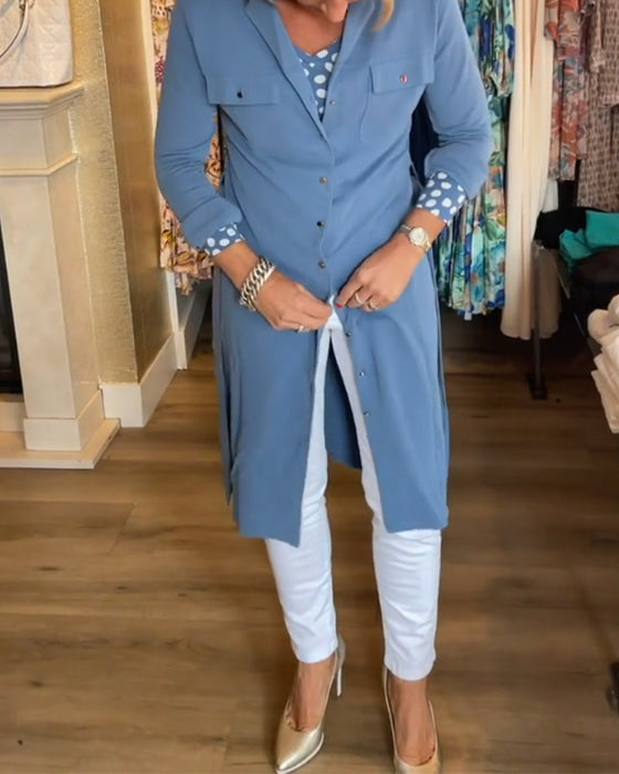 Płaszcz zapinany na guziki w swobodnym jednolitym kolorze