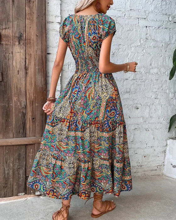 Elegancka sukienka z nadrukiem w stylu vintage