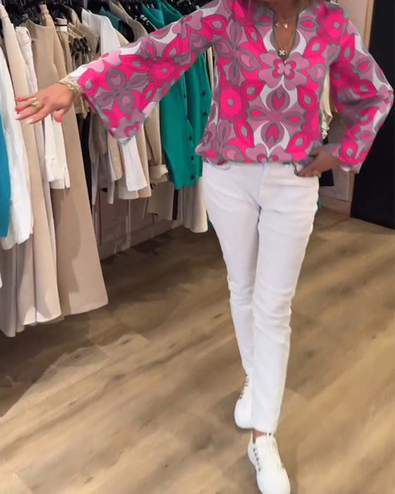 Bluzka o luźnym uniwersalnym fasonie i nadrukach