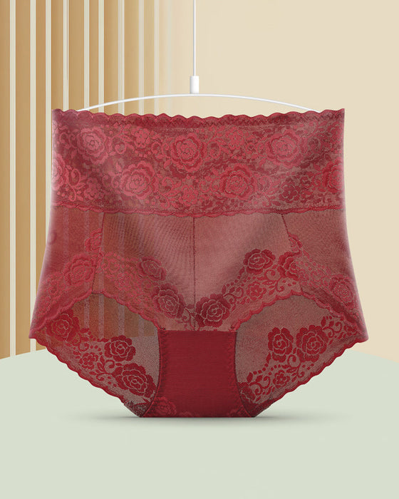 Koronkowe majtki z wysokim stanem