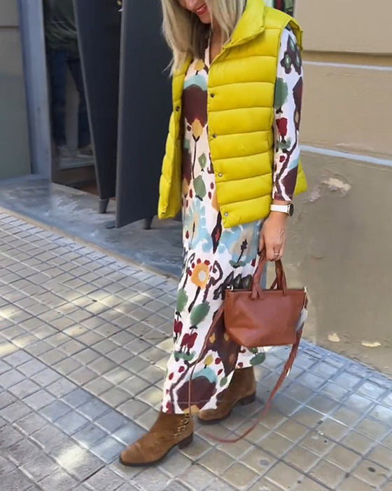 Sukienka z eleganckimi długimi rękawami