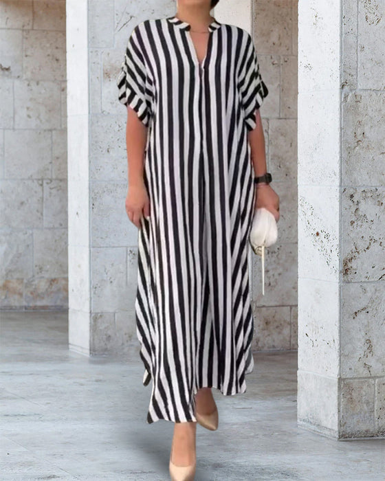 Sukienka koszulowa z dekoltem w serek i nadrukiem w paski