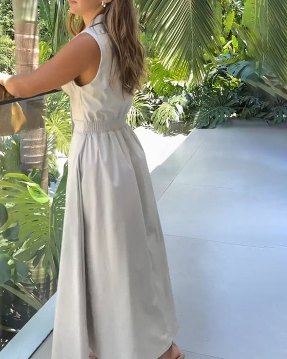 Elegancka sukienka w jednolitym kolorze bez rękawów