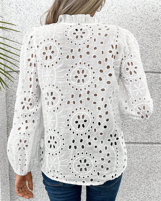 Bluzka z wycięciami i długim rękawem