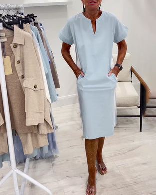 Sukienka Z Krótkim Rękawem Kontrastowy Kolor Prosta