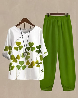 Dwuczęściowy komplet bluzka i spodnie z nadrukiem