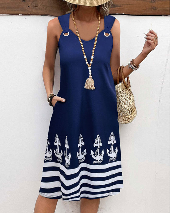 Casualowa, patchworkowa sukienka w paski na szelkach