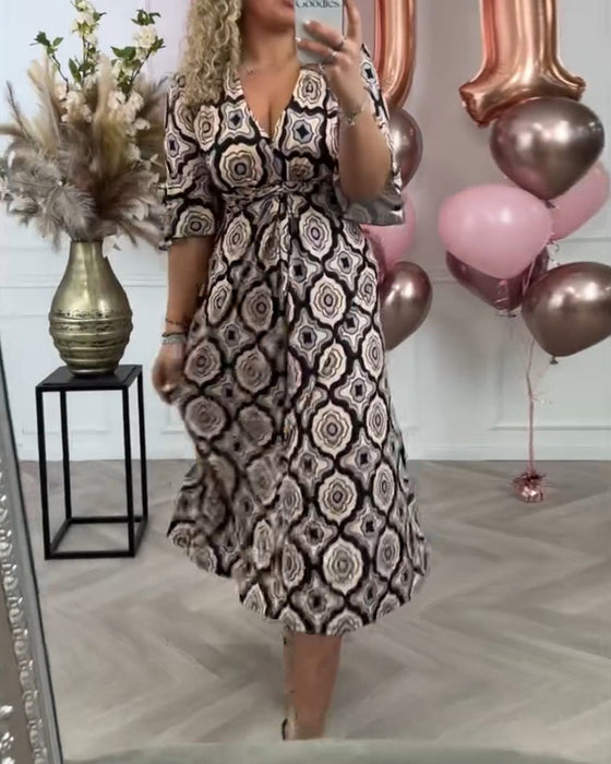 Damska sukienka na co dzień z nadrukiem w etnicznym stylu