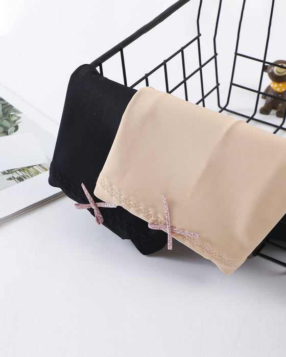 Jedwabne szorty z ozdobą