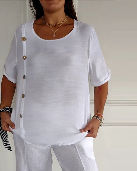 Bluzka z cienkiego materiału z guzikami