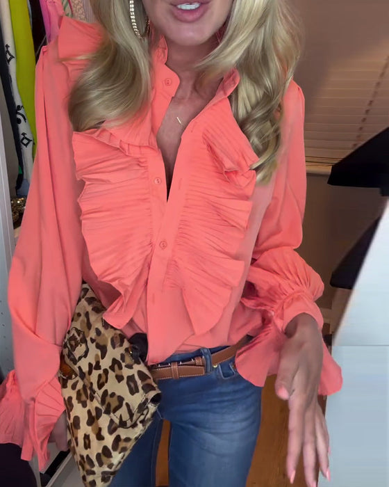 Patchworkowa bluzka z długim rękawem i falbaną w jednolitym kolorze