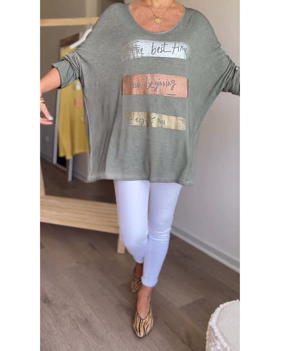 Bluzka w literę z długim rękawem i okrągłym dekoltem