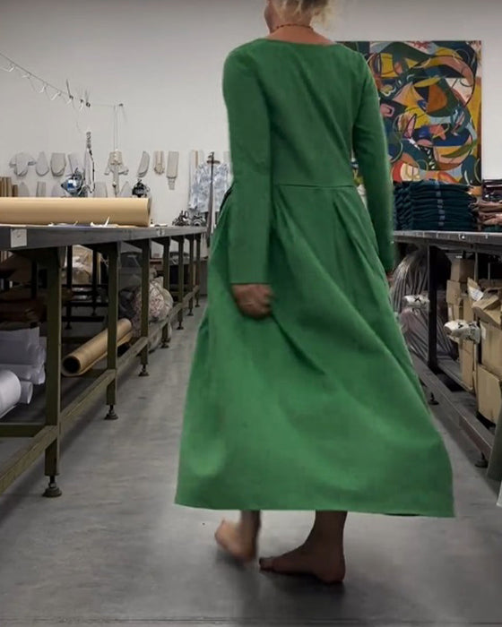 Sukienka w jednolitym kolorze z okrągłym dekoltem