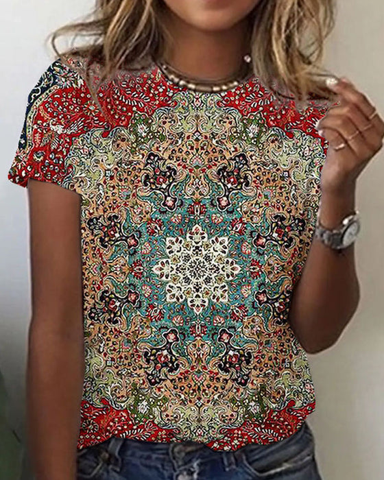 T-shirt z okrągłym dekoltem i krótkim rękawem z nadrukiem