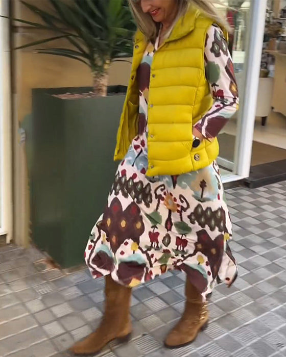 Sukienka z eleganckimi długimi rękawami