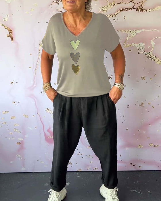 Bluzka Love z krótkim rękawem i dekoltem w kształcie litery V