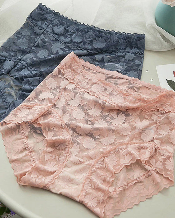 Koronkowe majtki z wysokim stanem