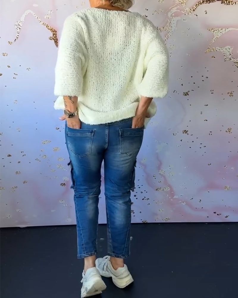 Sweter z dekoltem w kształcie litery V w jednolitym kolorze