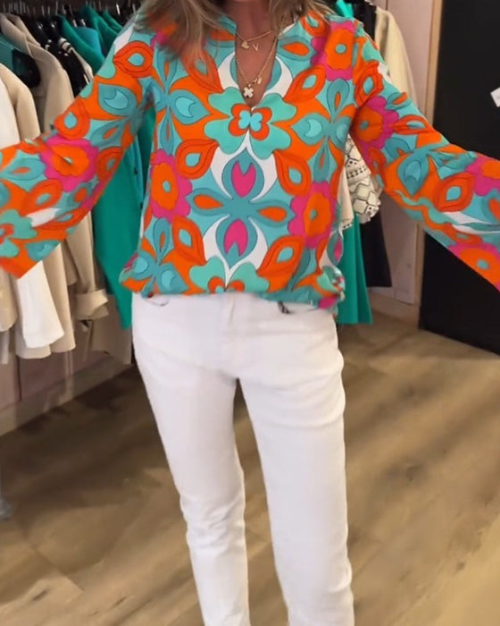 Bluzka o luźnym uniwersalnym fasonie i nadrukach