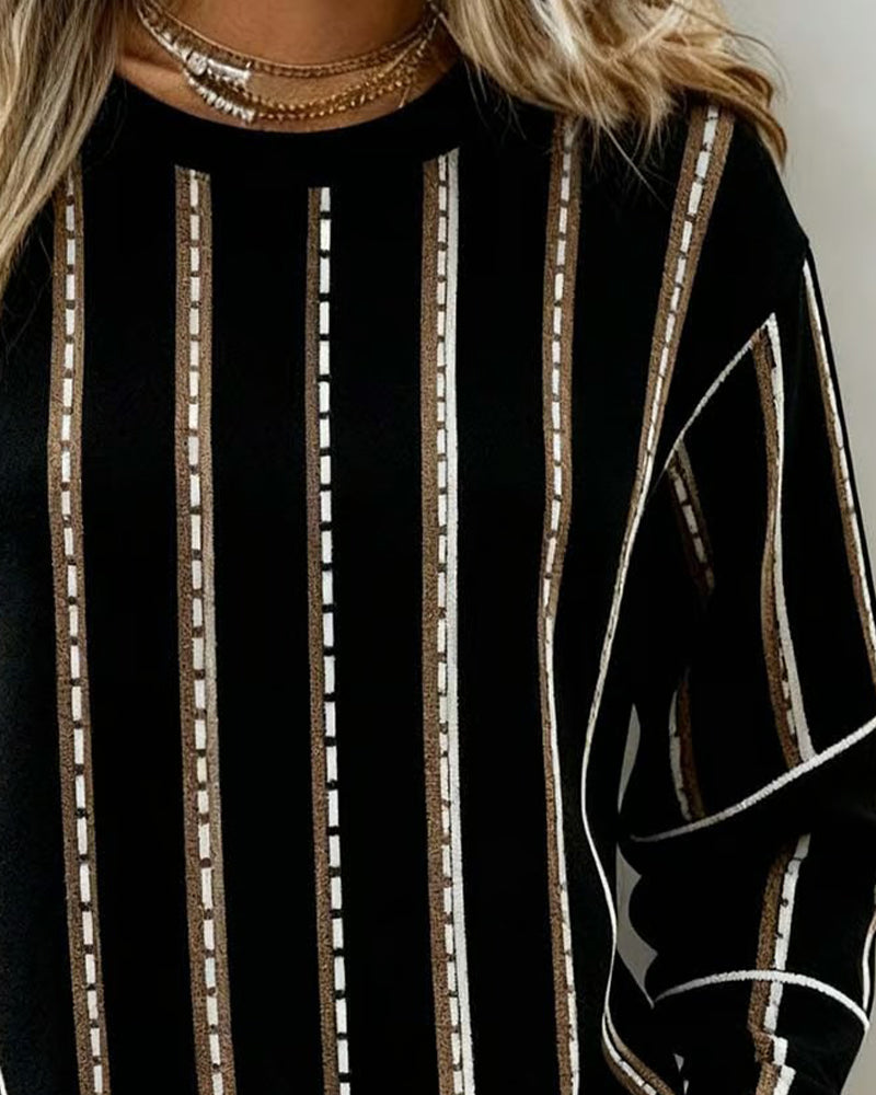 Bluza W Pionowe Paski Z Okrągłym Dekoltem