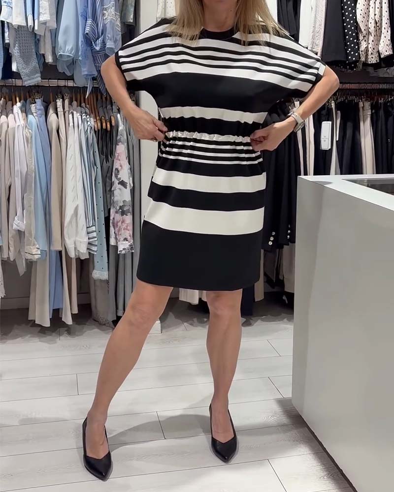 Sukienka W Paski Krótki Rękaw Shift