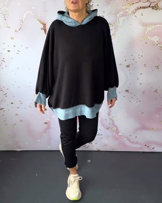 Swobodna bluza z kapturem w kontrastowym kolorze z rękawami typu latarnia