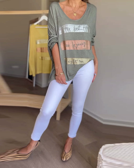 Bluzka w literę z długim rękawem i okrągłym dekoltem