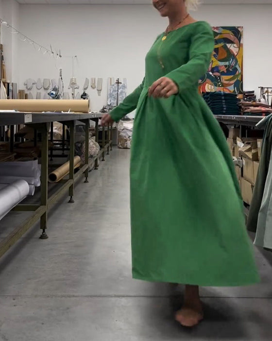 Sukienka w jednolitym kolorze z okrągłym dekoltem