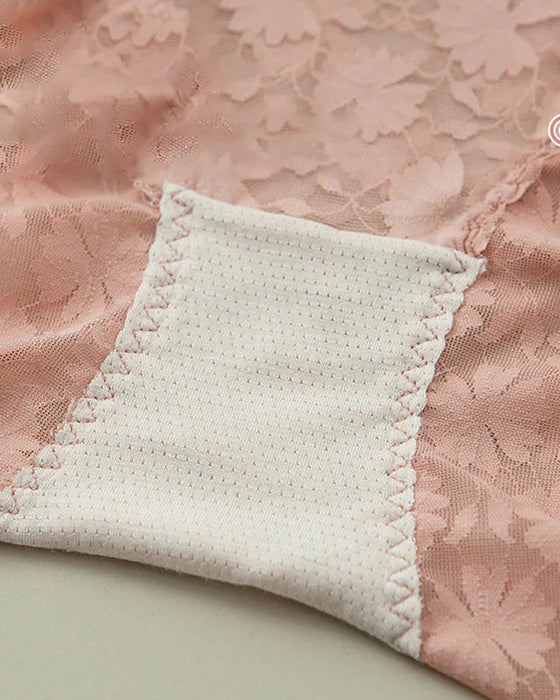 Koronkowe majtki z wysokim stanem