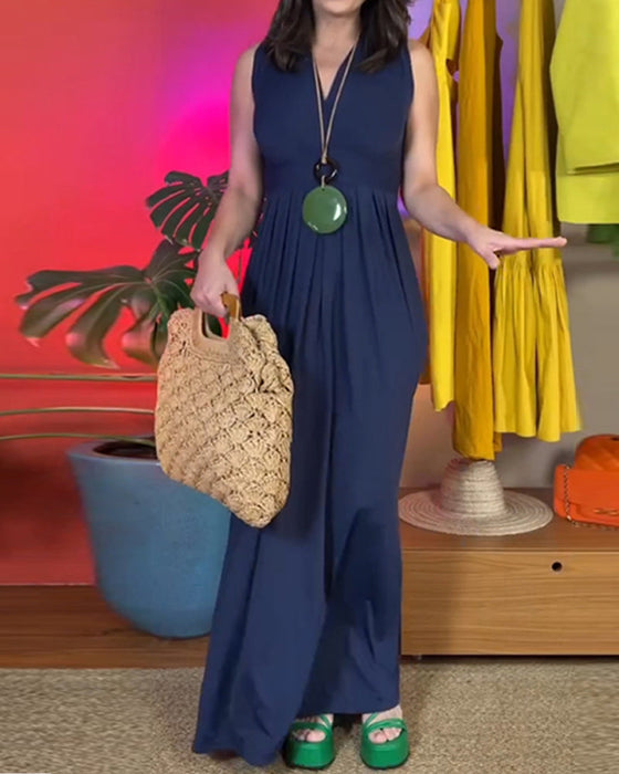 Elegancka, dopasowana, długa sukienka bez rękawów