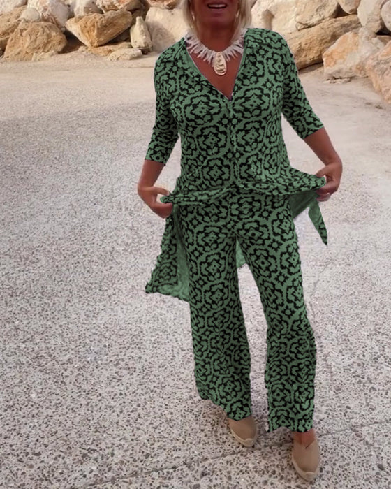 Zestaw bluzka i spodnie z nadrukiem w stylu vintage