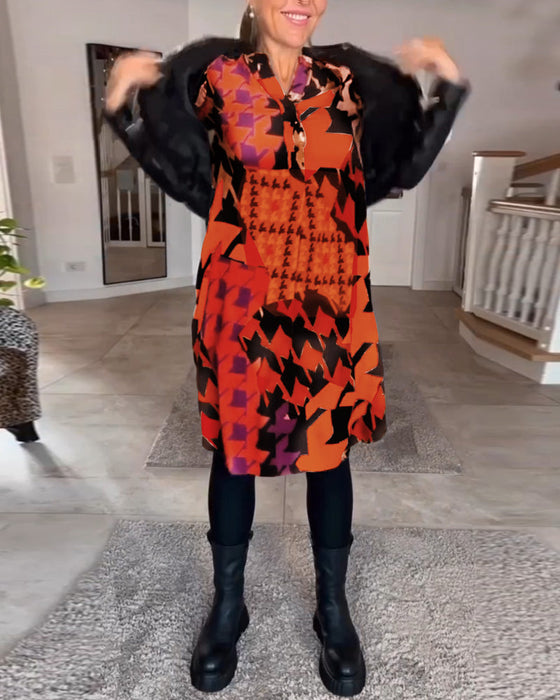 Sukienka z długimi rękawami i dekoltem w serek