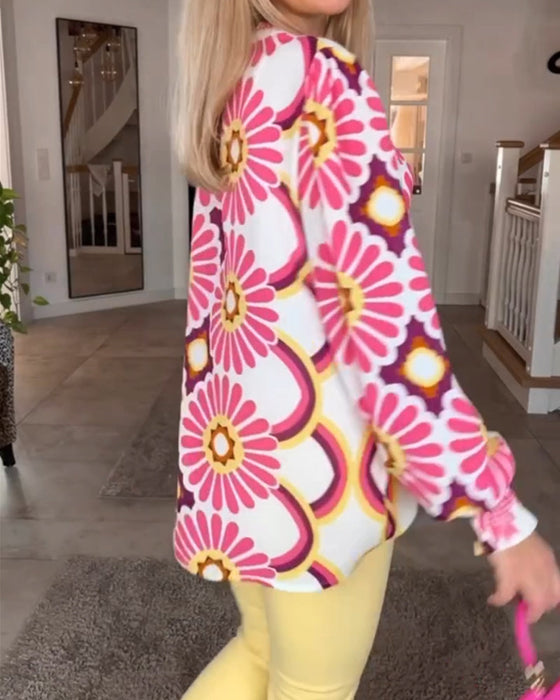 Bluzka z geometrycznym nadrukiem i długim rękawem