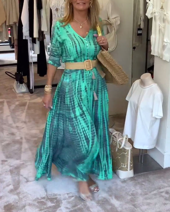 Zapinana na guziki sukienka maxi z nadrukiem i dekoltem w kształcie litery V