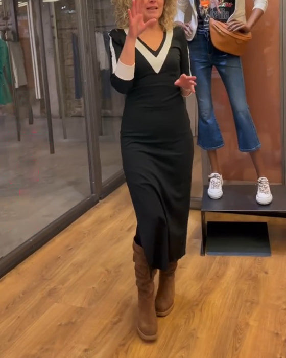 Sukienka z dekoltem w kształcie litery V i rękawami 3/4