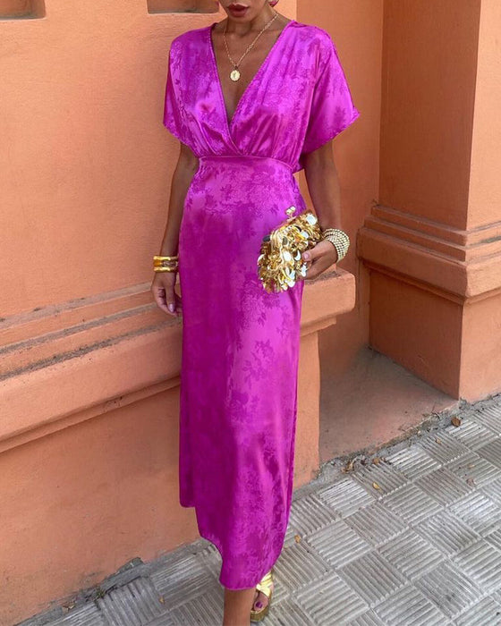 Sukienka z dekoltem V w jednolitym kolorze