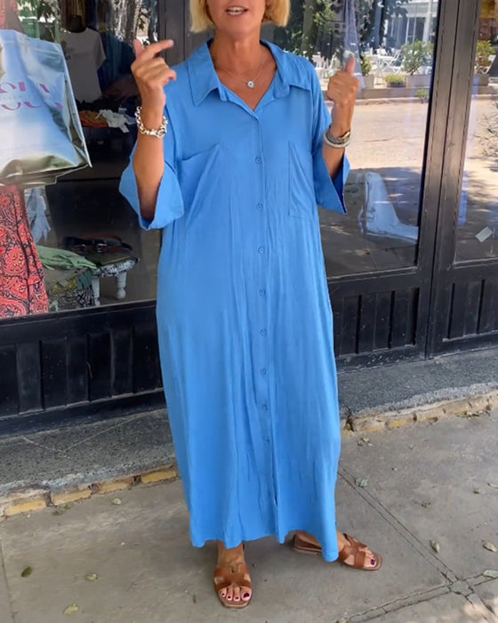 Sukienka z rozcięciami i klapami